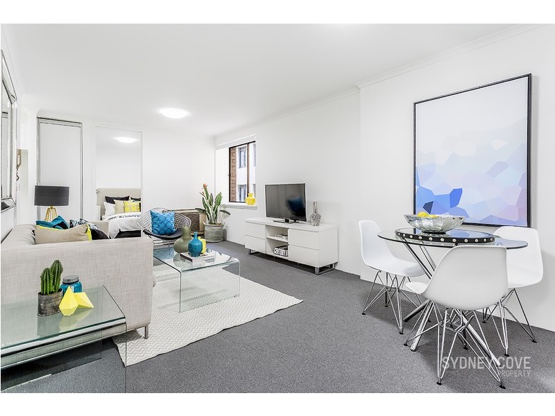 25/104-118 Clarence Street, Sydney NSW 2000