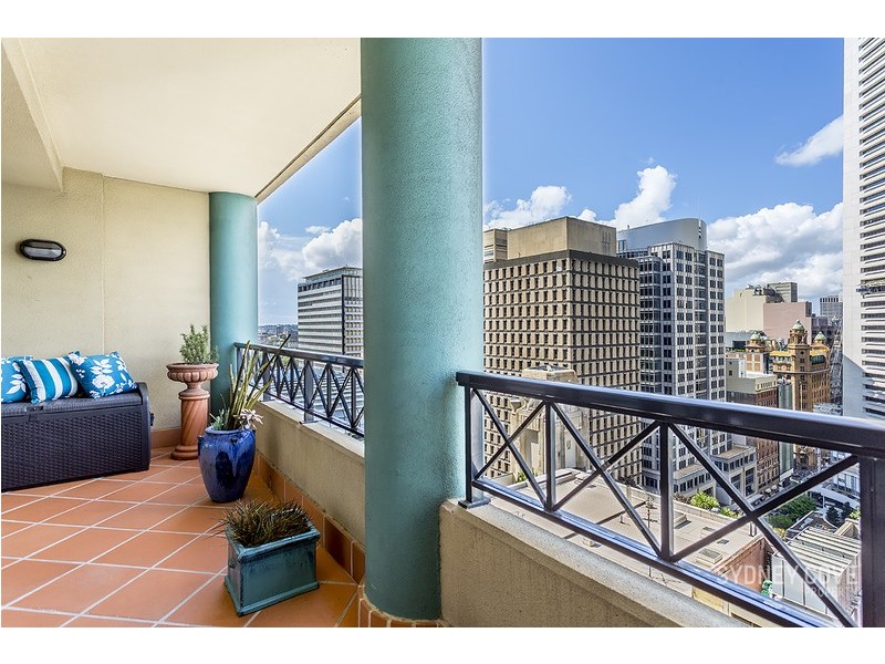 2402/1-5 Hosking Place, Sydney NSW 2000