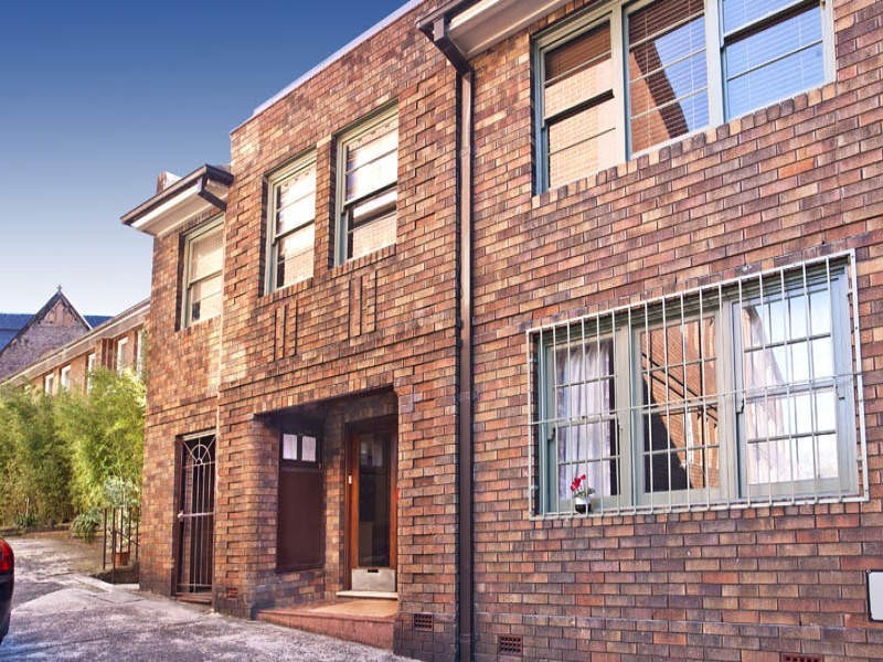 2 Kurraghein Avenue, Rushcutters Bay NSW 2011