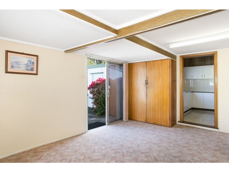 76 Russell Street, Woonona NSW 2517