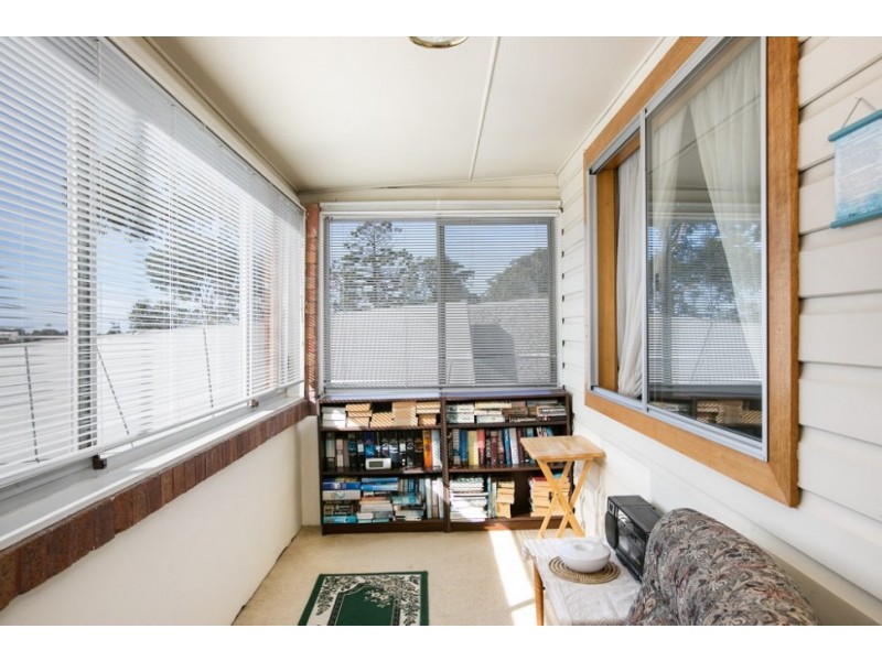 76 Russell Street, Woonona NSW 2517