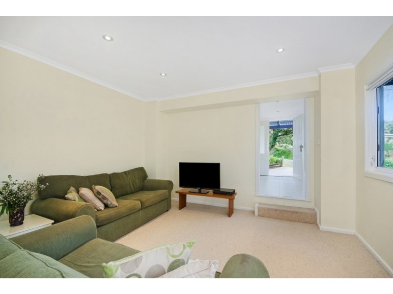 8 Lower Coast Road, Stanwell Park NSW 2508