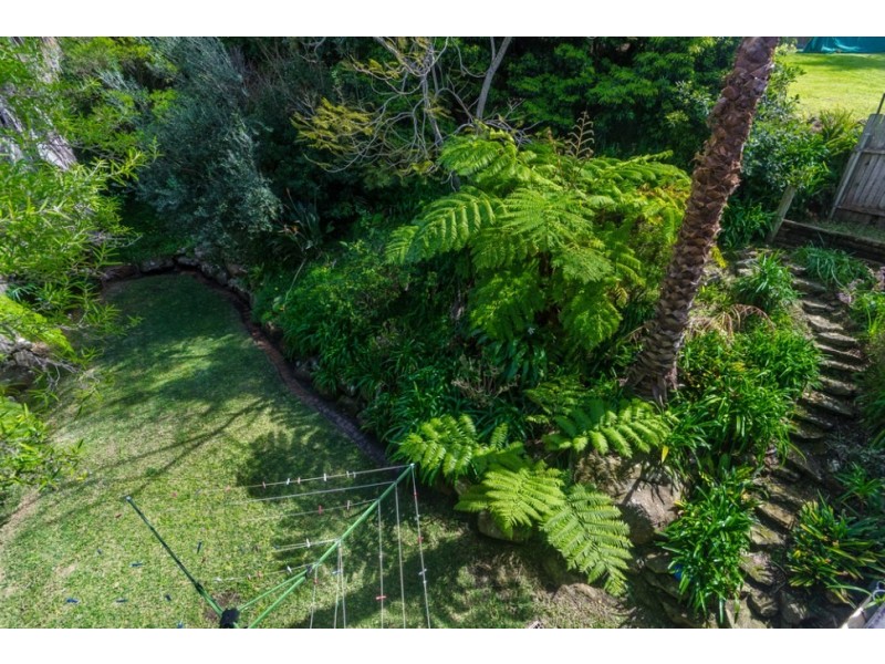 8 Lower Coast Road, Stanwell Park NSW 2508