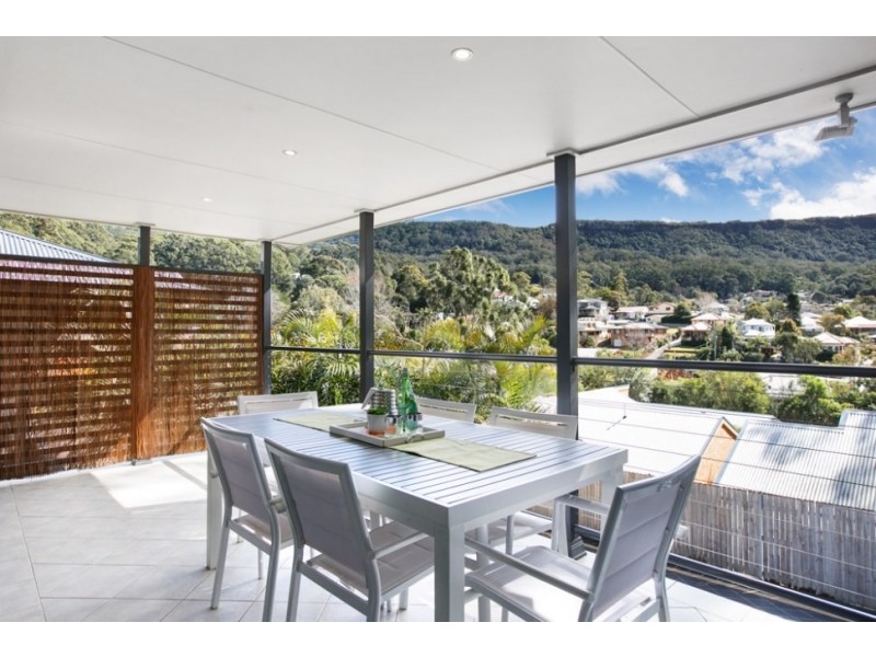 2/52d Pass Avenue, Thirroul NSW 2515