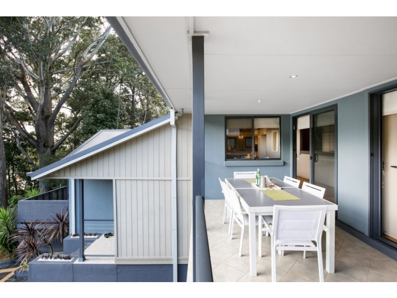 2/52d Pass Avenue, Thirroul NSW 2515