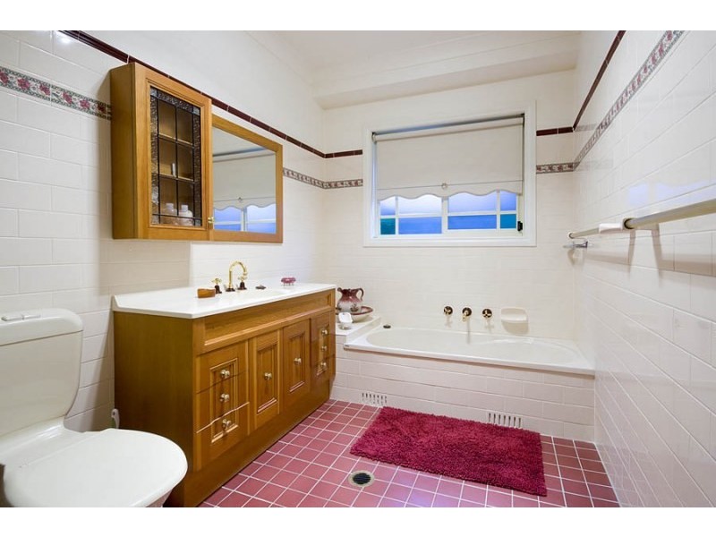 3/21 Station Street, Thirroul NSW 2515