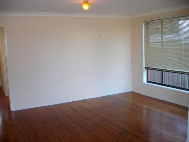 10 Soudan Street, Thirroul NSW 2515