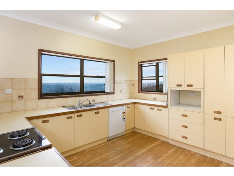 14 Railway Terrace, Scarborough NSW 2515