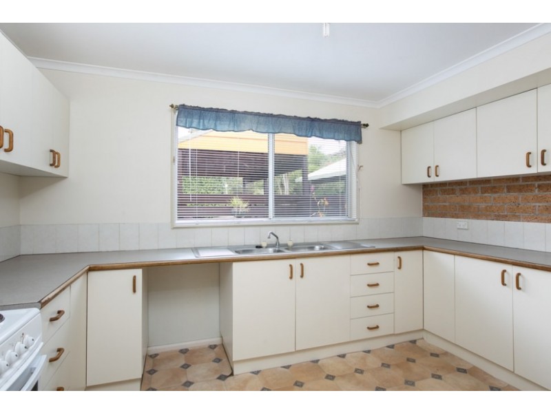 2/10A Kiandra Road, Woonona NSW 2517