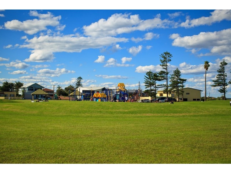 2/10A Kiandra Road, Woonona NSW 2517
