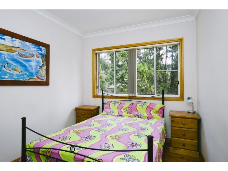 33a Nicholson Road, Woonona NSW 2517