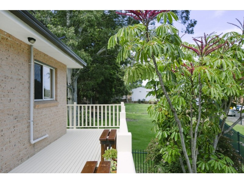 33a Nicholson Road, Woonona NSW 2517