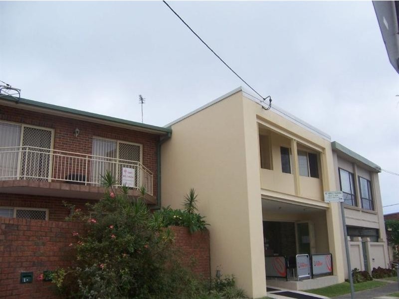 2/40a Point Street, Bulli NSW 2516