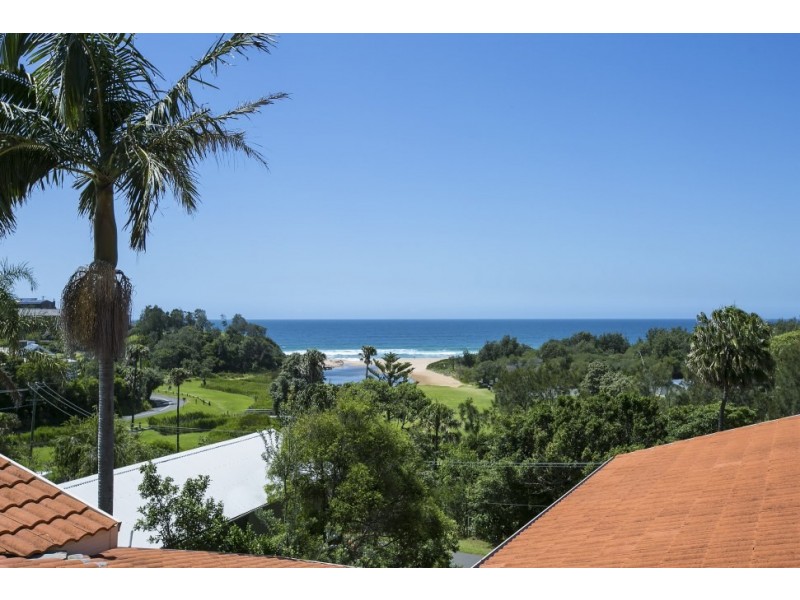 10 Park Parade, Stanwell Park NSW 2508