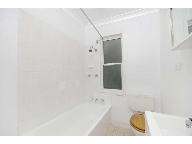 3 Frost Parade, Balgownie NSW 2519