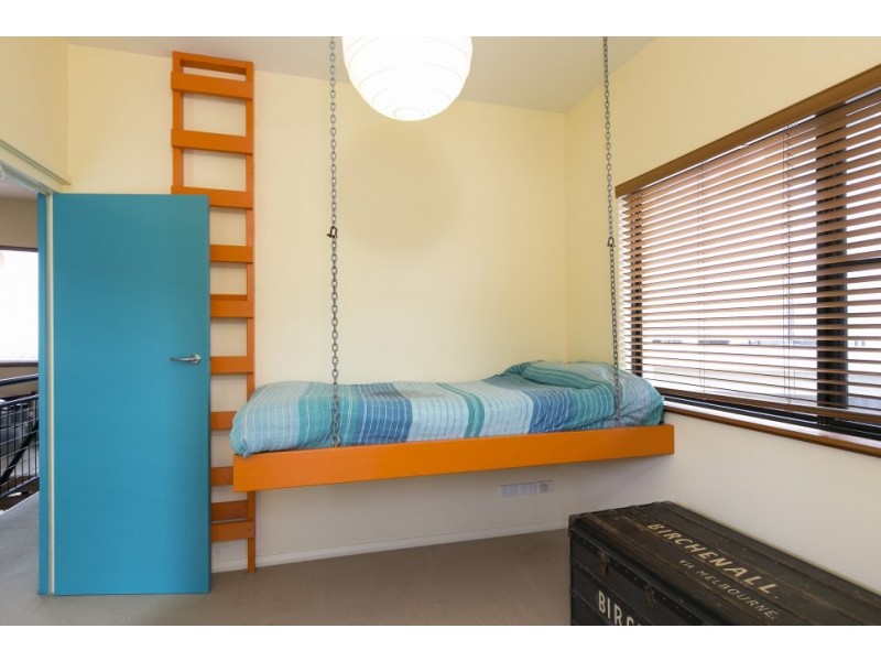 6 Cliff Parade, Thirroul NSW 2515