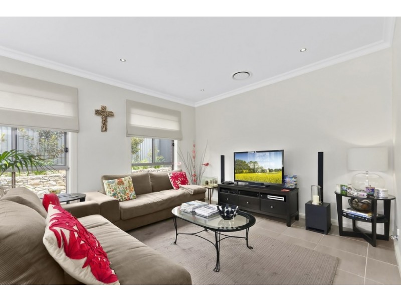 9 Handley Street, Helensburgh NSW 2508