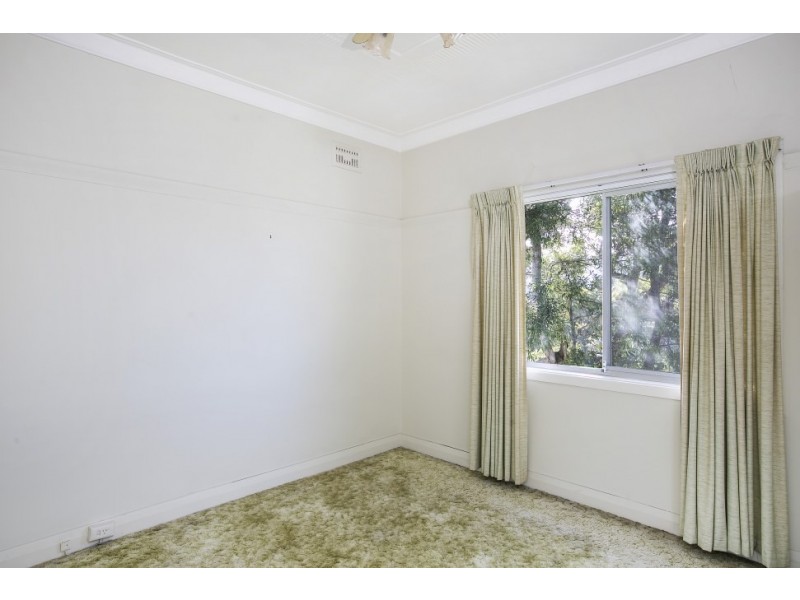 76 Russell Street, Woonona NSW 2517