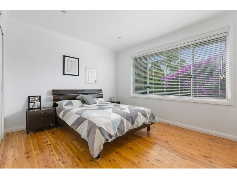 25 Hutton Avenue, Bulli NSW 2516