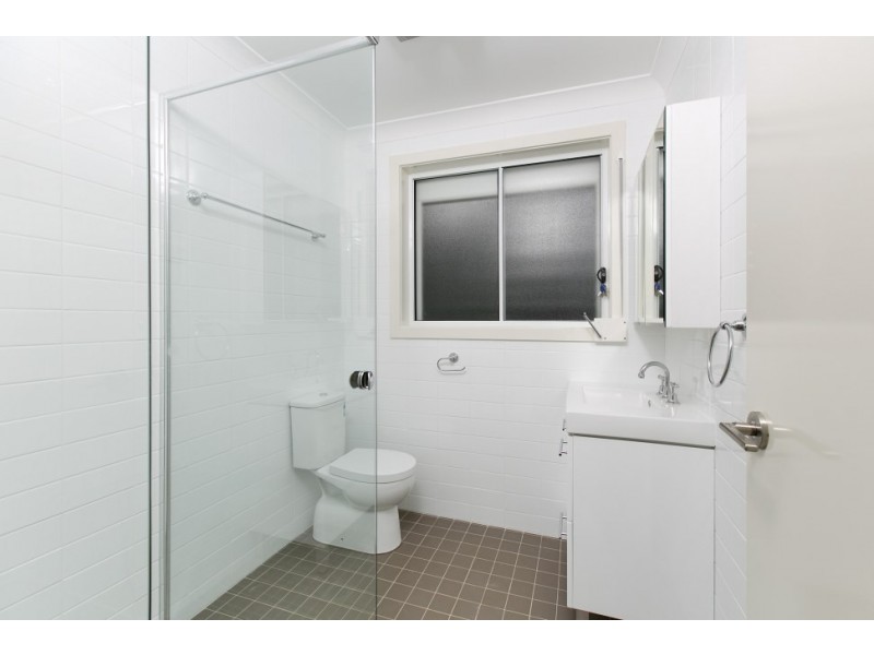 102a Popes Road, Woonona NSW 2517