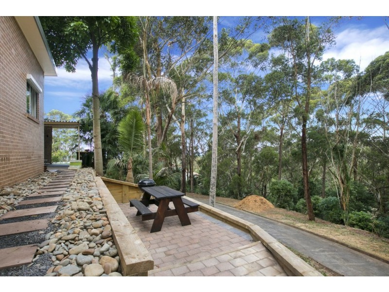 102a Popes Road, Woonona NSW 2517