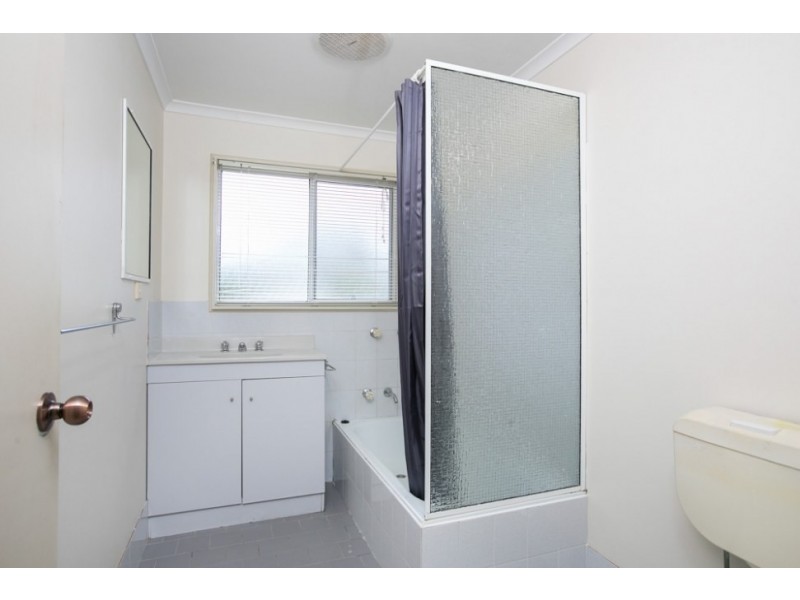 2/10A Kiandra Road, Woonona NSW 2517