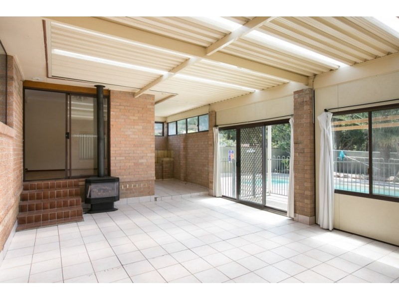 16 Carlie Place, Woonona NSW 2517