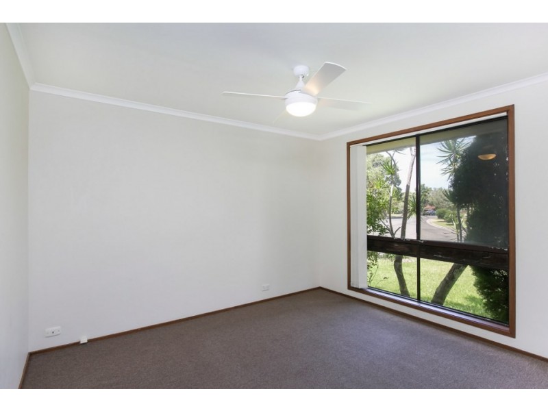 16 Carlie Place, Woonona NSW 2517