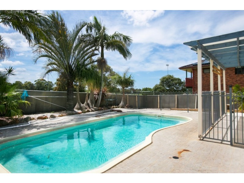 16 Carlie Place, Woonona NSW 2517