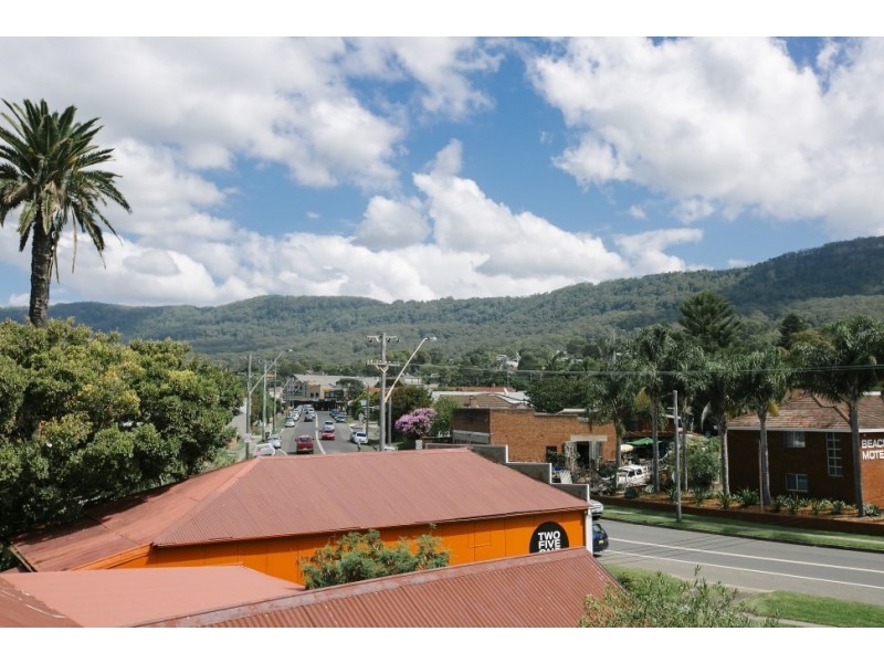9/235 Lawrence Hargrave Drive, Thirroul NSW 2515