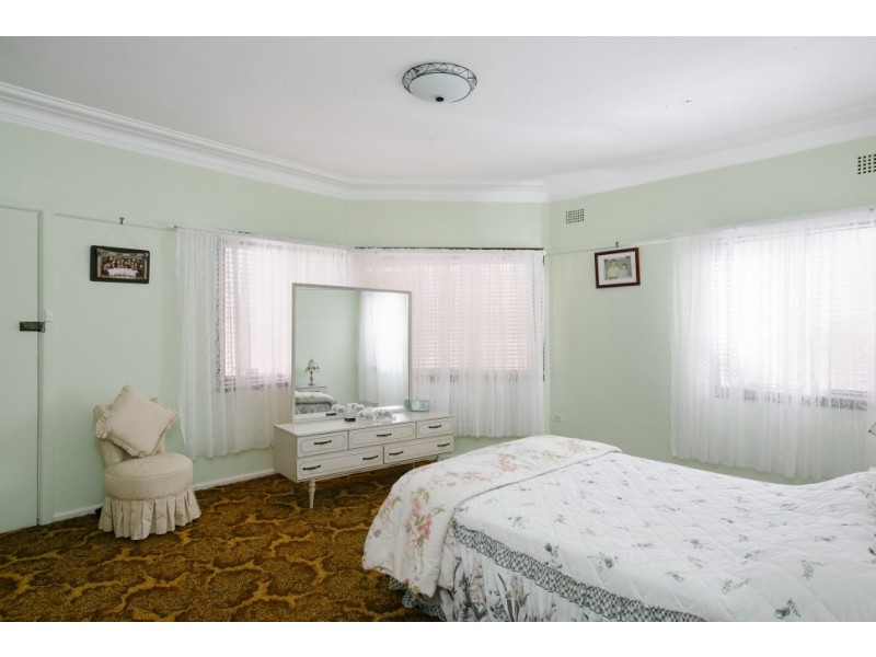 260 Lawrence Hargrave Drive, Thirroul NSW 2515