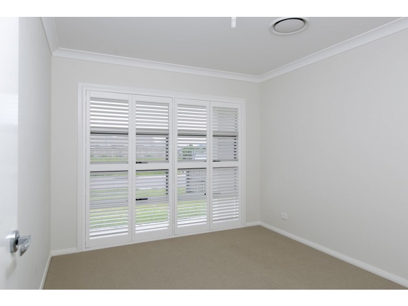 30 Samuel Place, Thirroul NSW 2515