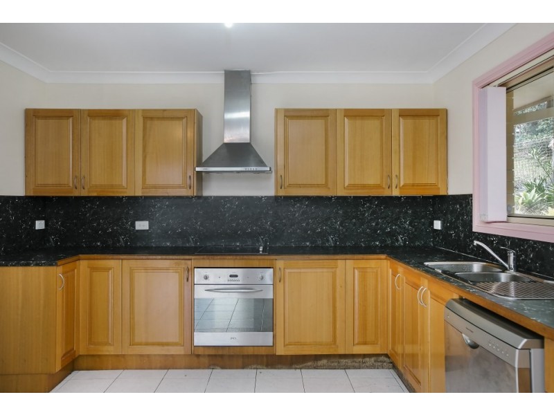 1, 2, 3, 4/33 Nicholson Road, Woonona NSW 2517