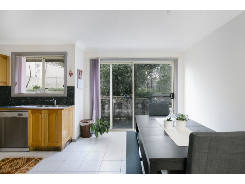 1, 2, 3, 4/33 Nicholson Road, Woonona NSW 2517