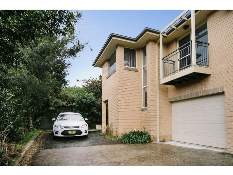 1, 2, 3, 4/33 Nicholson Road, Woonona NSW 2517