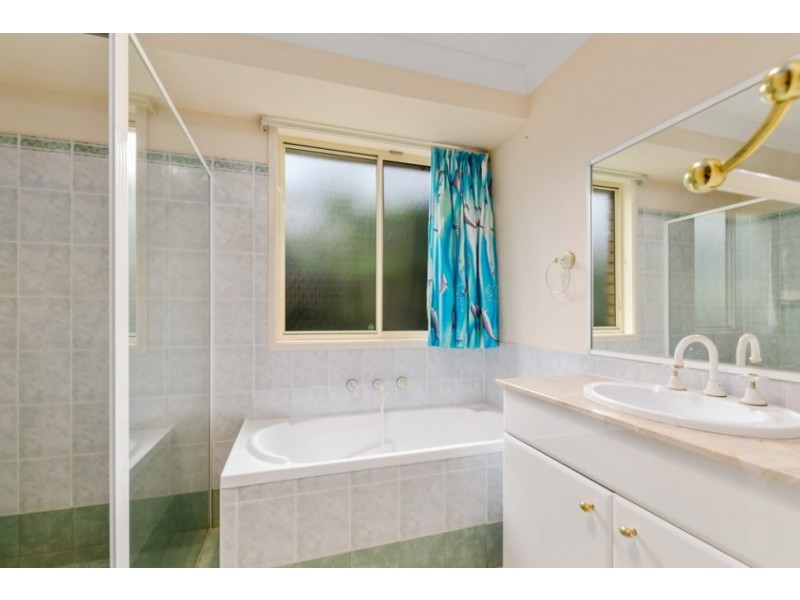 18A Bath Street, Thirroul NSW 2515