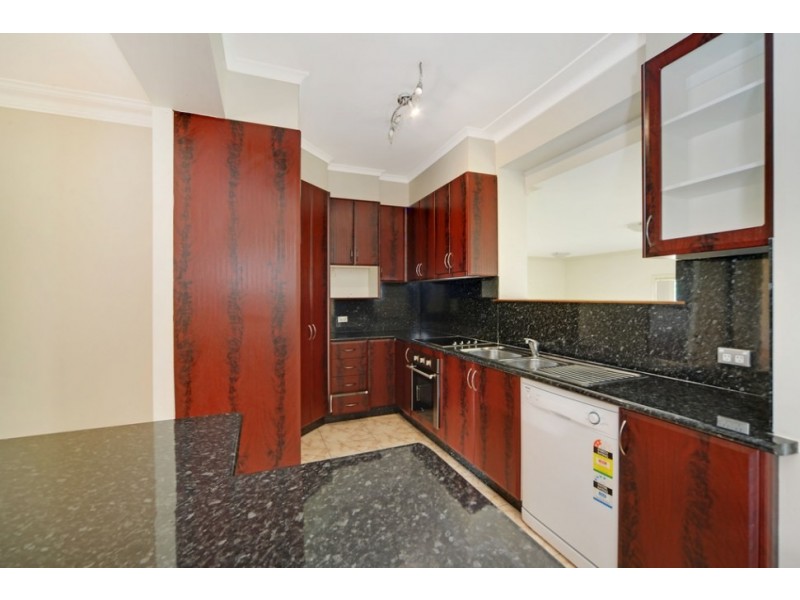 11 Buckle Crescent, West Wollongong NSW 2500