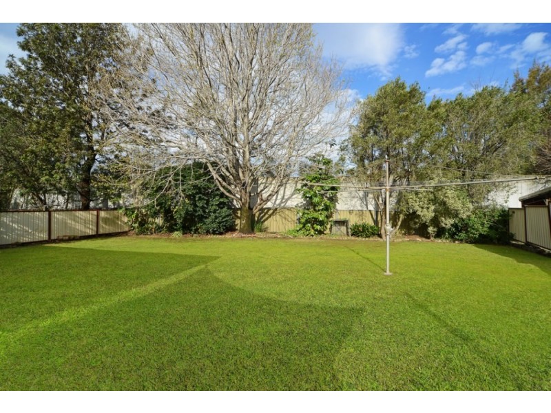 11 Buckle Crescent, West Wollongong NSW 2500