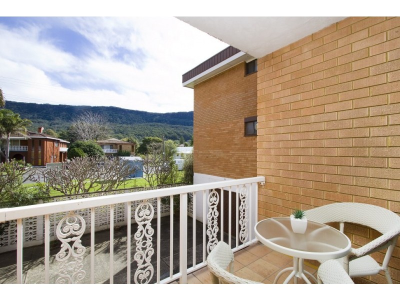 5/235 Lawrence Hargrave Drive, Thirroul NSW 2515