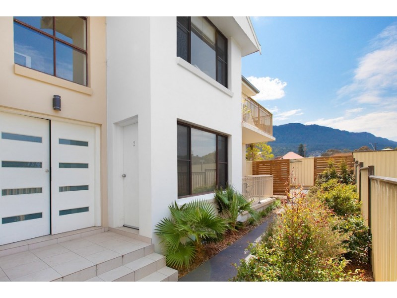 4/16 Bath Street, Thirroul NSW 2515