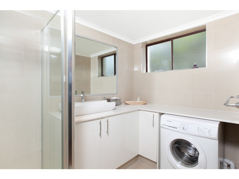 4/16 Bath Street, Thirroul NSW 2515