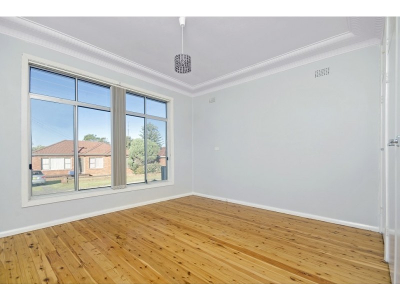 1 Connaghan Avenue, East Corrimal NSW 2518