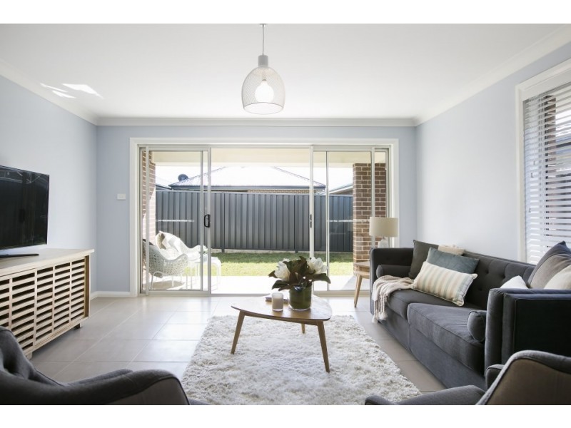 54 Stockyard Crescent, Horsley NSW 2530