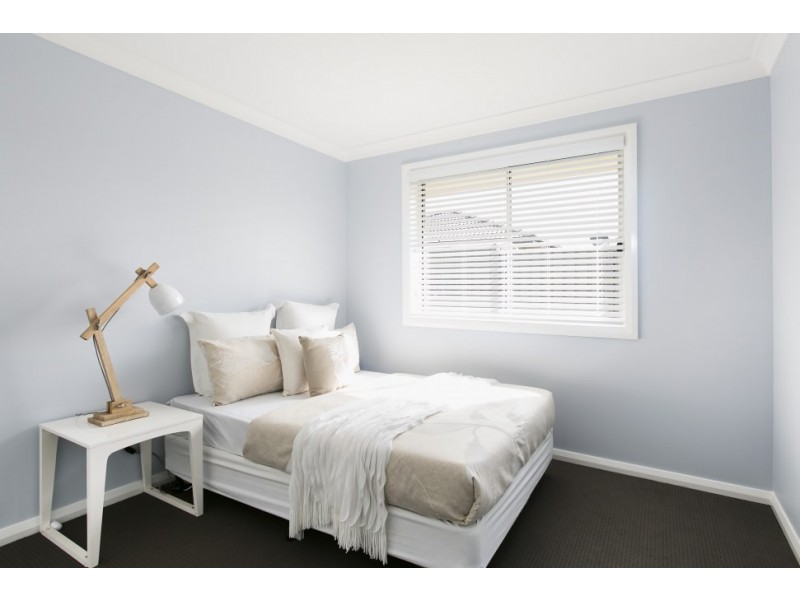 54 Stockyard Crescent, Horsley NSW 2530