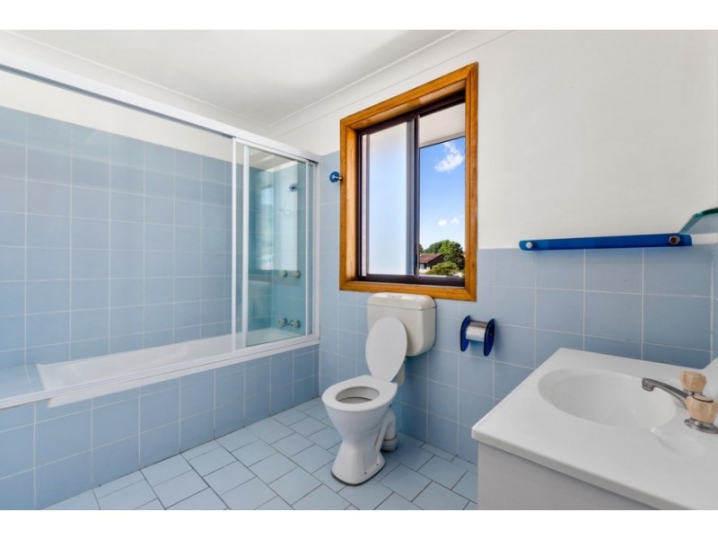 2/15 Woonona Parade, Woonona NSW 2517