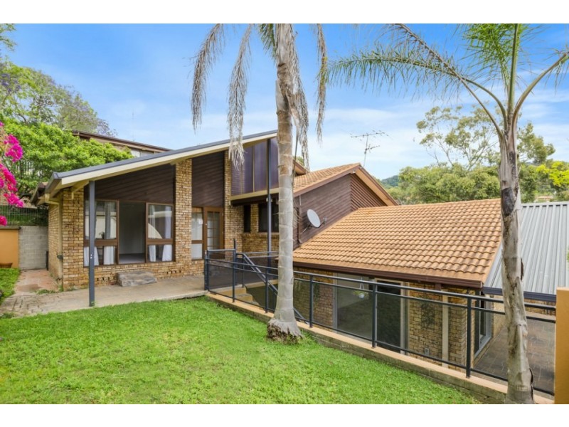 43 The Parkway, Balgownie NSW 2519