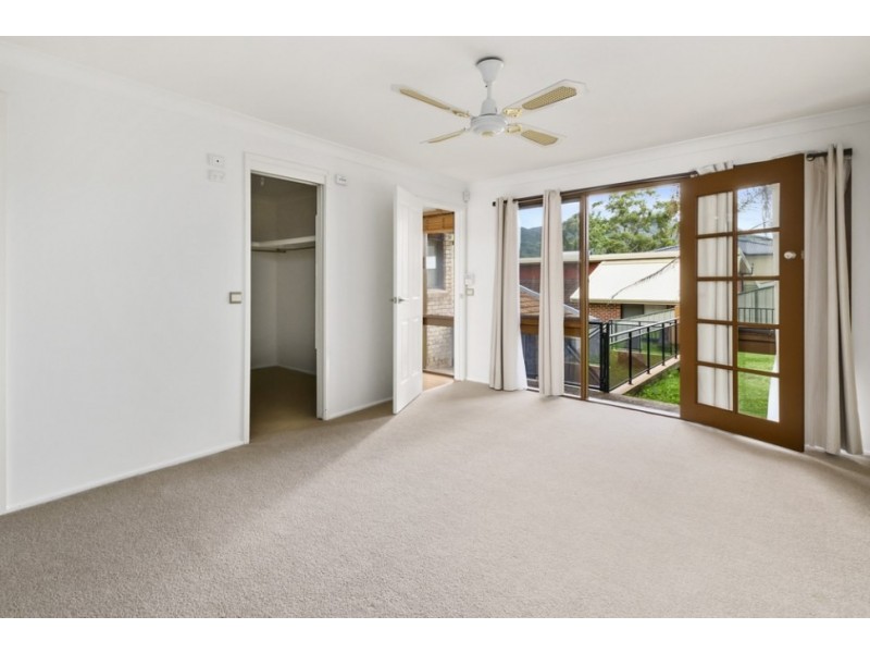 43 The Parkway, Balgownie NSW 2519