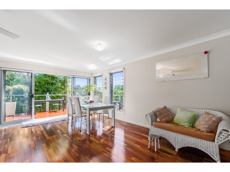 10 Gum Tree Lane, Thirroul NSW 2515