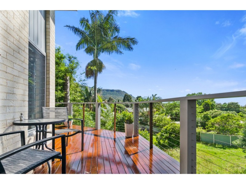 10 Gum Tree Lane, Thirroul NSW 2515