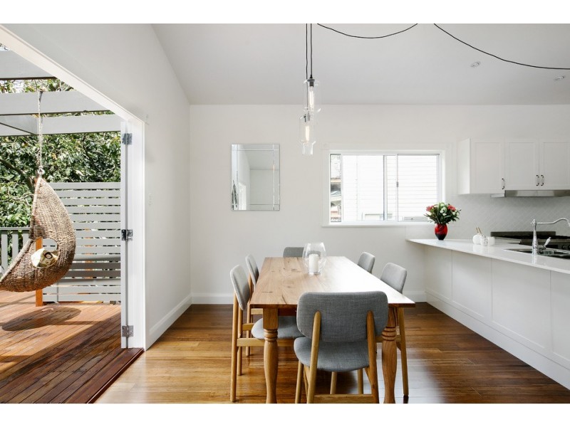 30 Hobart Street, Bulli NSW 2516